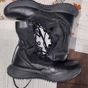 Nike SFB 2  Tactical Boots size 10.5